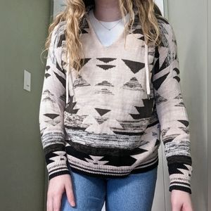 AMERICAN EAGLE Knit Aztec Print Long Sleeve Hooded Sweater | Size Small